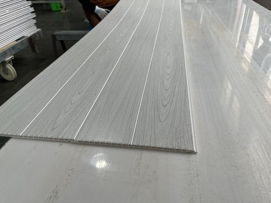 Tecto de PVC resistente a manchas Instalação fácil e superfície lisa